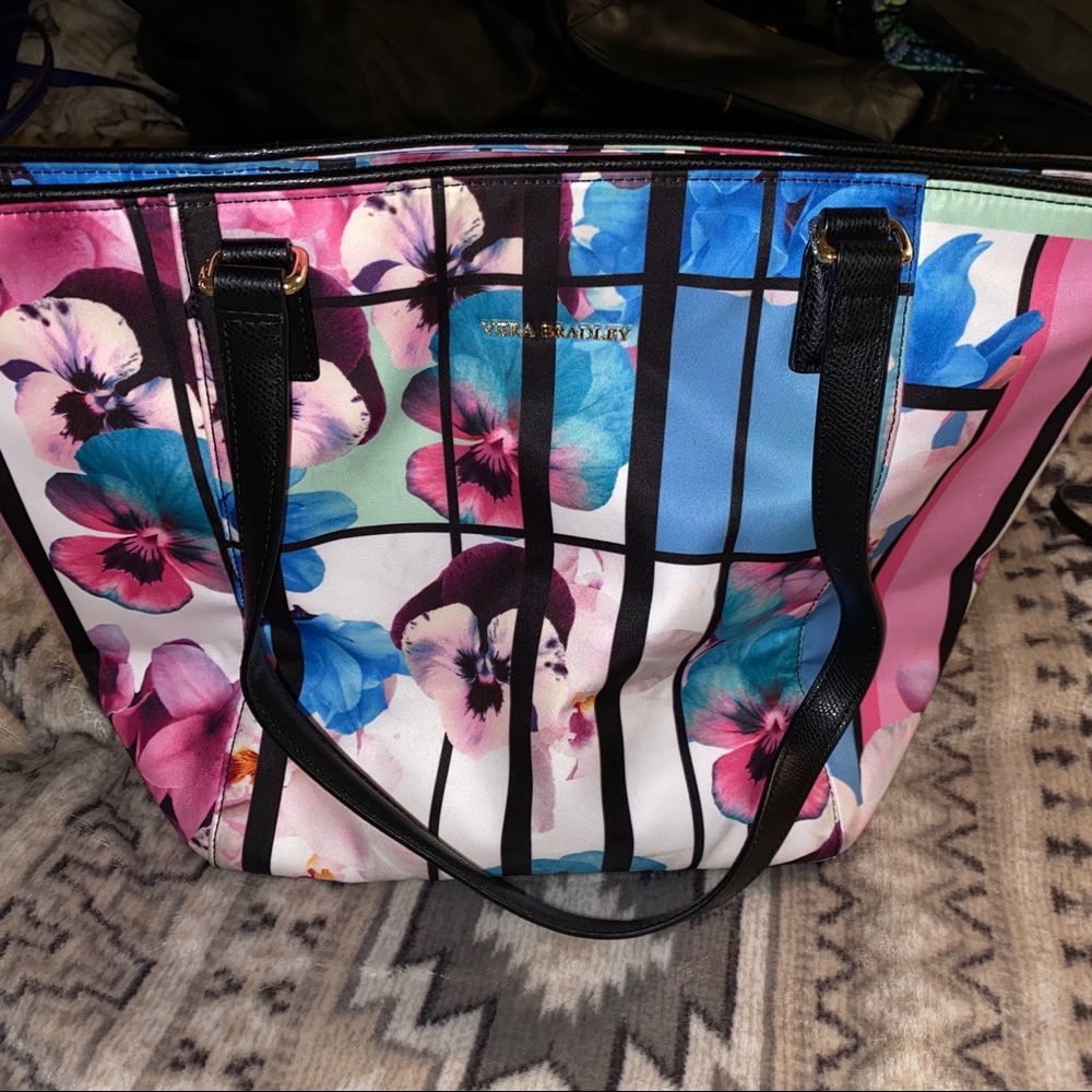 Vera Bradley floral tote with leather accents